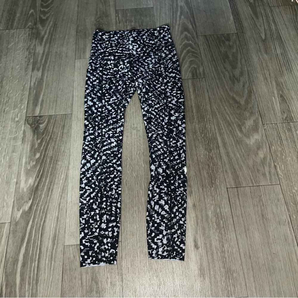 Lululemon fast and free 25" leggings size 4